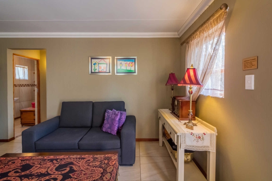 7 Bedroom Property for Sale in Morewag Free State